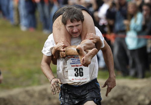 11102016-wifecarrying