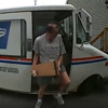 почтальон сорвал злобу на посылке
