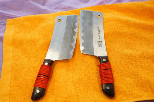 массаж сделанный ножами