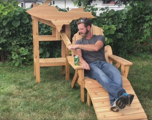 кресло для любителя пива