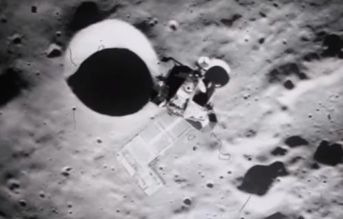 кадры с постройками на луне