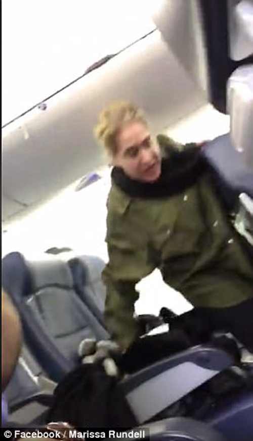 пассажирку выгнали из самолёта