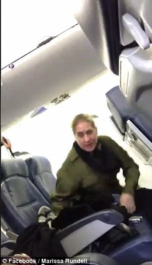 пассажирку выгнали из самолёта