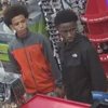 подростки ограбили магазин