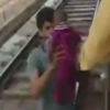 девочка упала под поезд