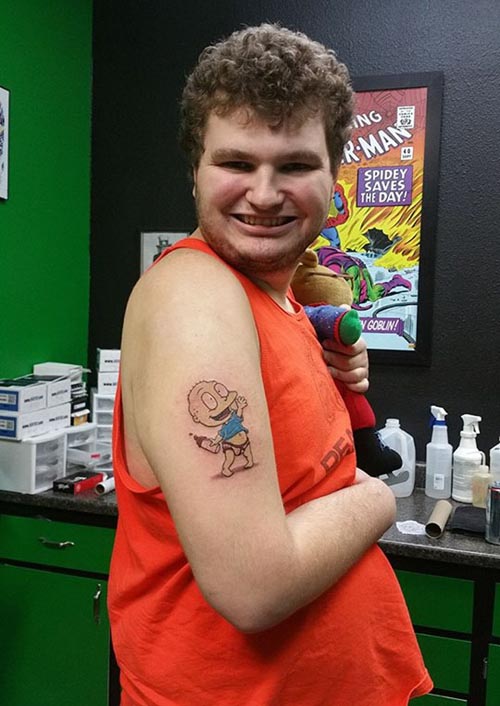 аутисту сделали татуировку