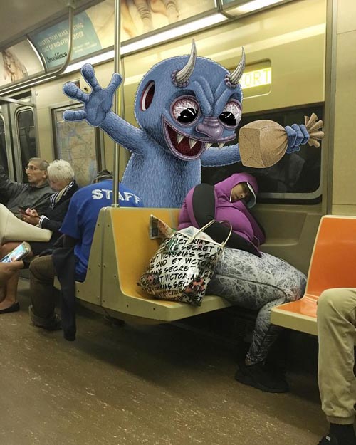 забавные монстры в метро