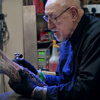 старейший британский татуировщик