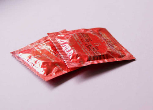 презервативы доставили не вовремя