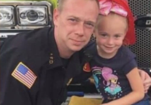 девочка спасла семью от пожара