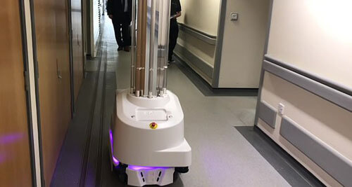 роботы в больницах против вируса
