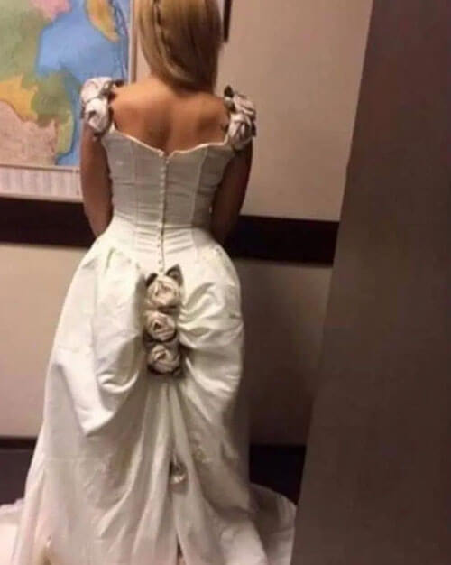 розы на свадебном платье