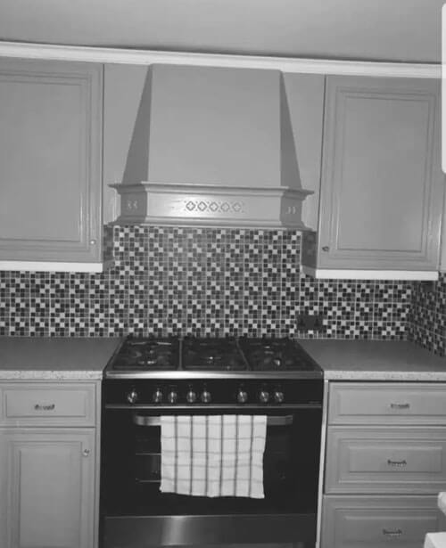 чёрно-белый ремонт в кухне