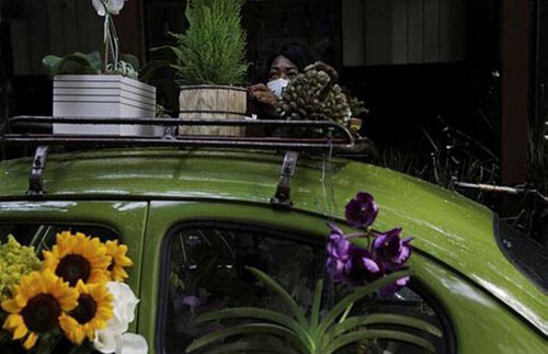 цветочный магазин в машине