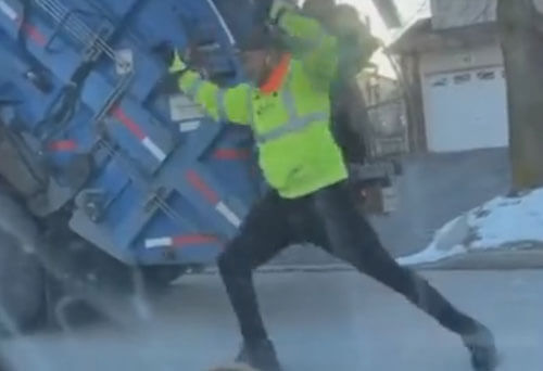 мусорщик танцует на работе