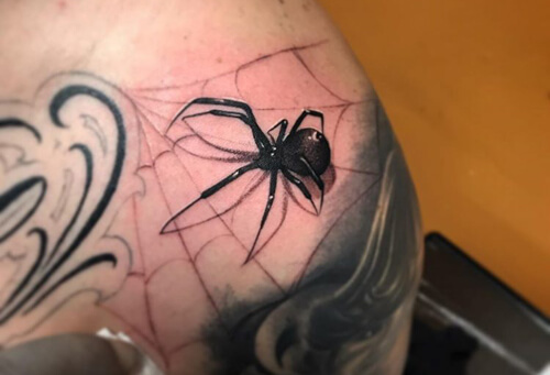 реалистичные татуировки с пауками