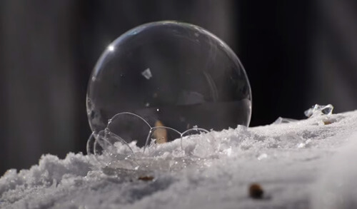 freezing soap bubbles