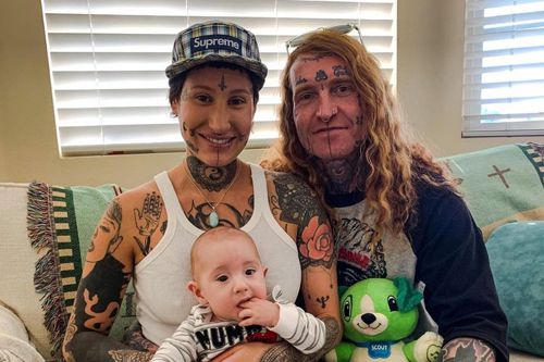 жена и муж с татуировками
