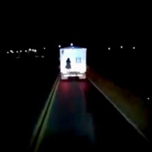 призрачная попутчица на грузовике