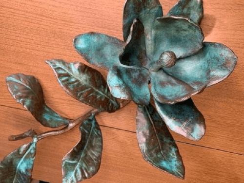 бронзовый цветок на аукционе
