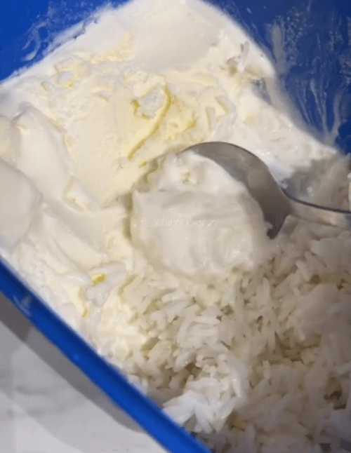 ванильное мороженое с рисом 
