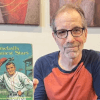 читатель задержал книгу 