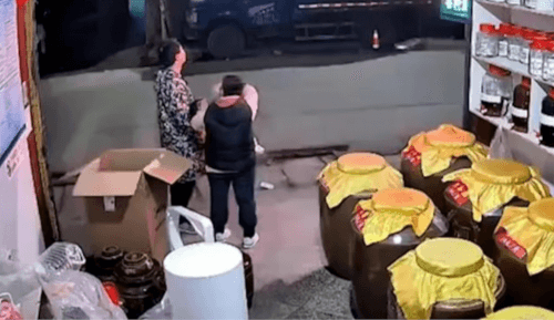 малыш умер во время фейерверка