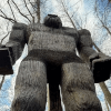 скульптуре бигфута отрубили руку 