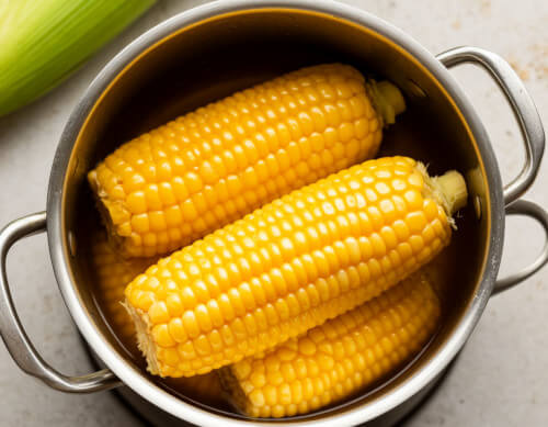 кукурузный початок с дыркой