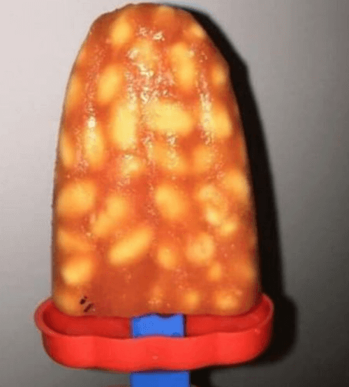 мороженое из фасоли в соусе