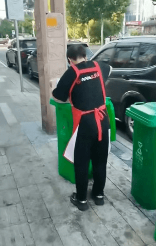 масло из мусорного бака