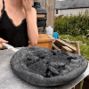 кулинары сожгли две пиццы 