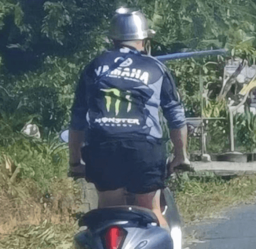 кухонный горшок на голове