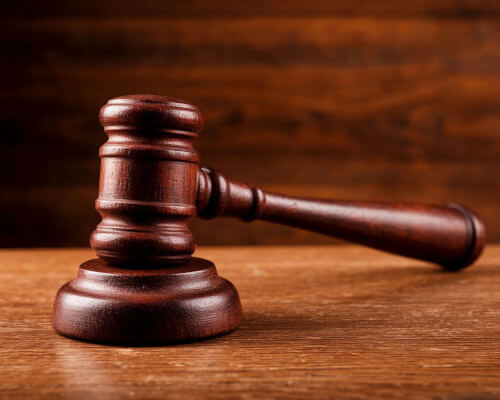 попросил о более строгом наказании