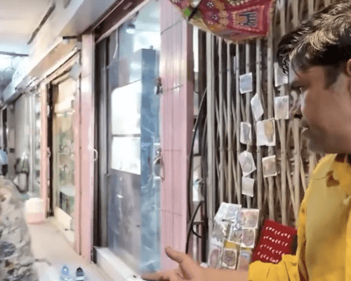 двойная плата за сувениры