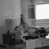 странная фигура и спящий человек